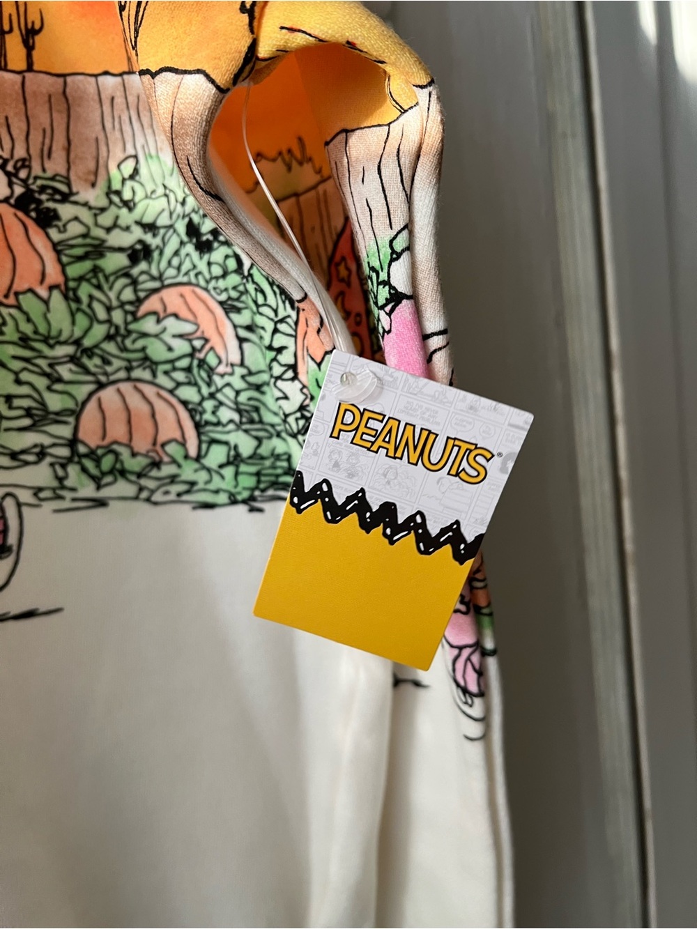 Peanuts Gang Halloween Sunset Scene Sweatshirt - Picture 4 of 4